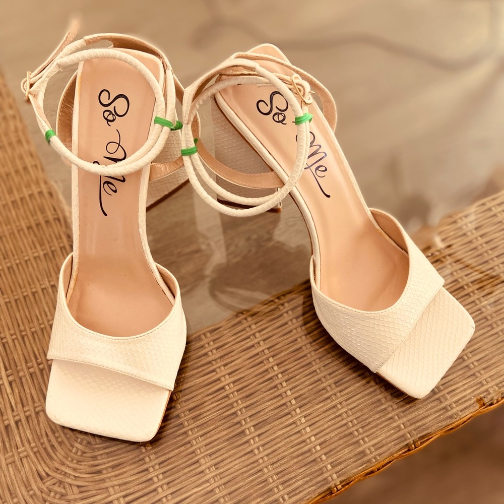 So Me Elegant off white Heels